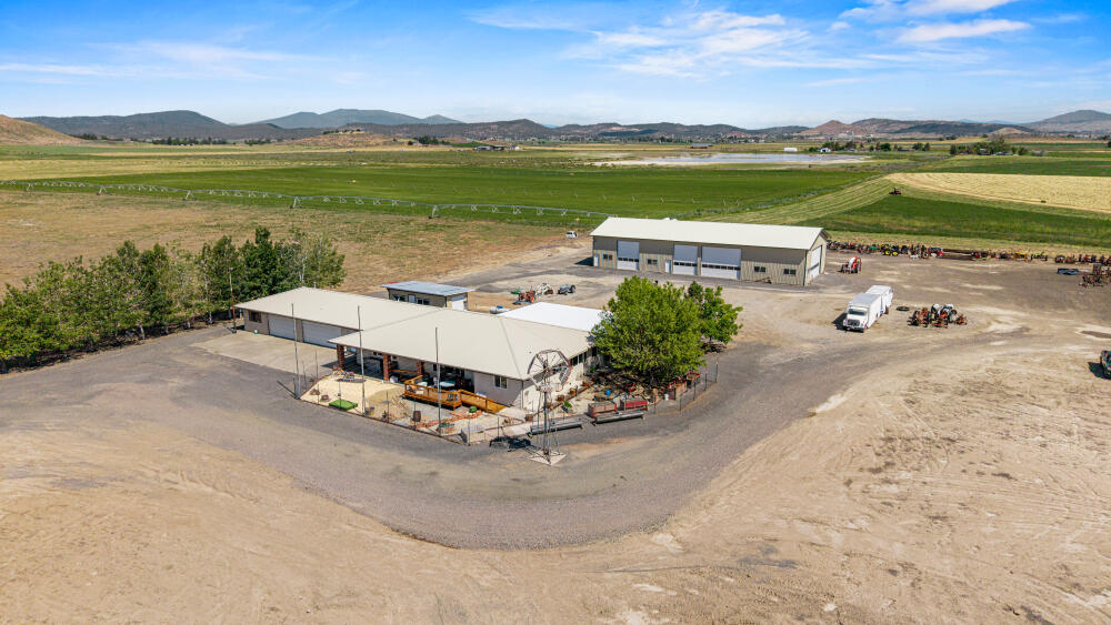 891 Cross Road Klamath Falls, OR 97603 - Photo 52 of 66 a view of a lake with a big yard