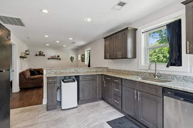 $299,900 | 1300 B Chester Avenue, Nashville, TN 37206