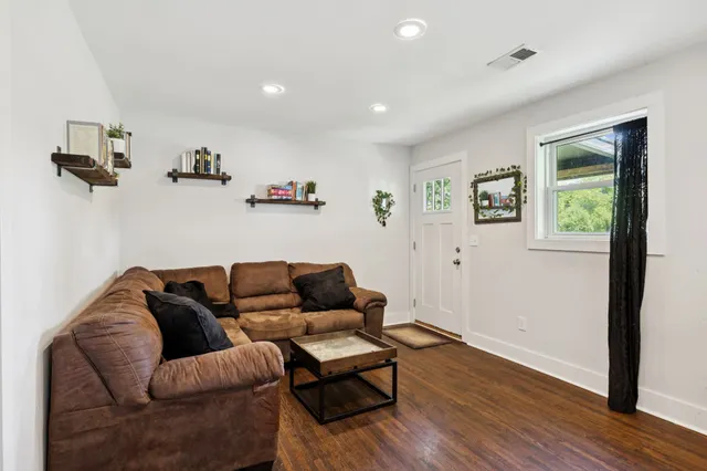 $299,900 | 1300 B Chester Avenue, Nashville, TN 37206