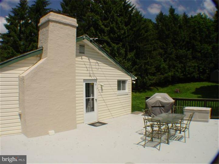 55 Laurel Road Southampton, PA 18966 - Photo 11 of 14 Gallery Image 11