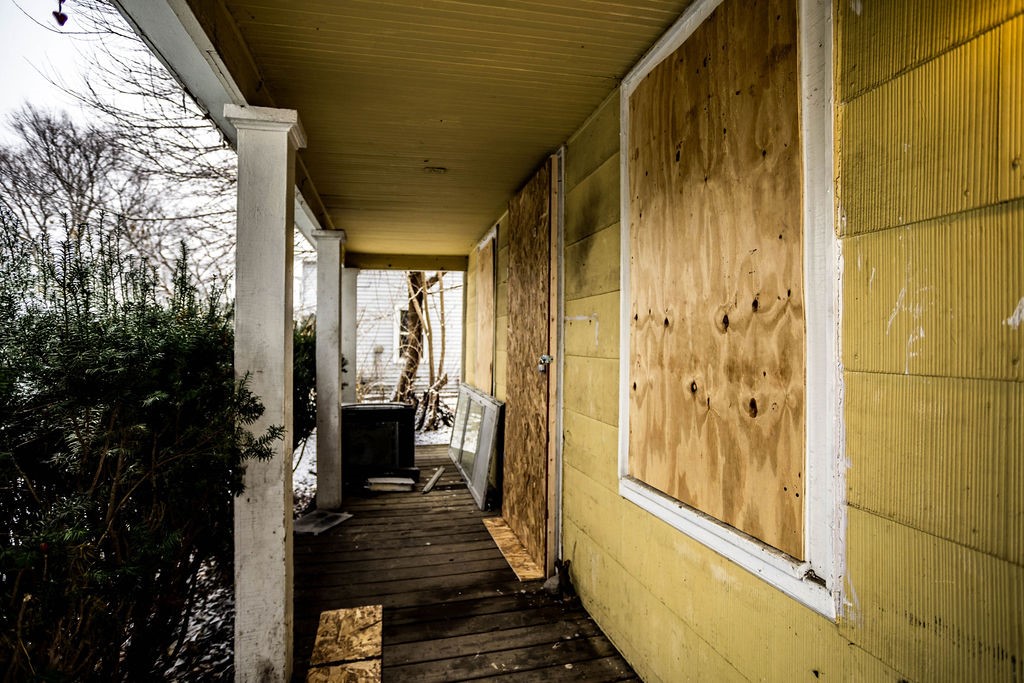 1406 Valley Drive Syracuse, NY 13207 - Photo 3 of 13