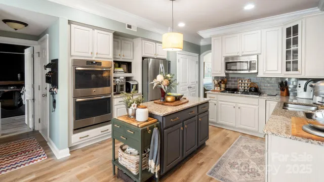 $549,999 | 1028 King's Bottom Drive, Fort Mill, SC 29715