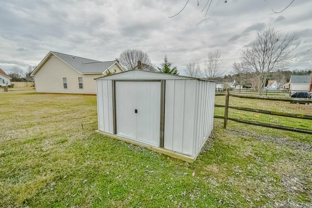 1006 Ridgefield Circle Indian Trail, NC 28079 - Photo 18 of 19 Gallery Image 18