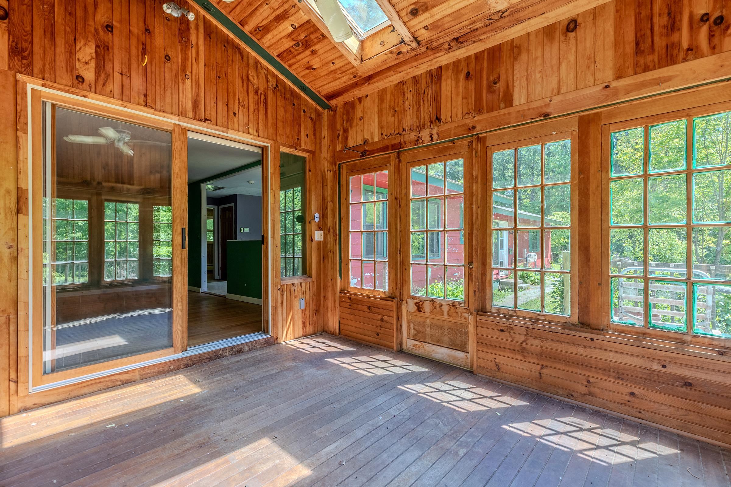 1111 Old Depot Road Shaftsbury, VT 05262 - Photo 22 of 60