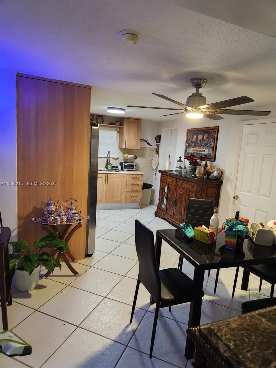 614 East 56th Street Hialeah, FL 33013 - Photo 13 of 78