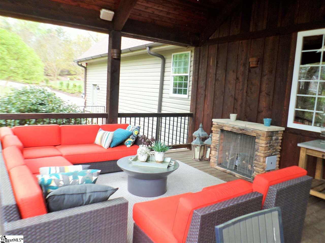 205 North Rutherford Road Greer, SC 29651 - Photo 7 of 29