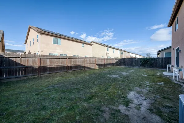 $543,000 | 7099 North Shiraz Avenue, Fresno, CA 93722