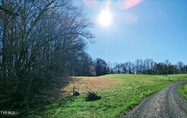 $500,000 | Tbd Lockhart Flats Loop, Clintwood, VA 24228