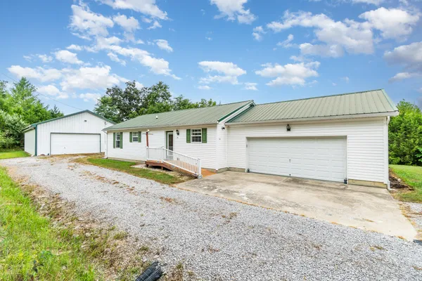$330,000 | 170 Buffalo Ridge Road, Falmouth, KY 41040