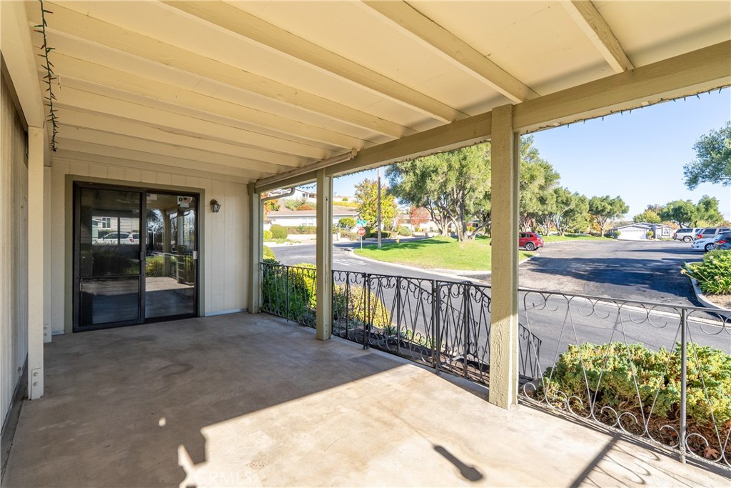 340 Nightingale Avenue Paso Robles, CA 93446 - Photo 33 of 41 a view of a porch