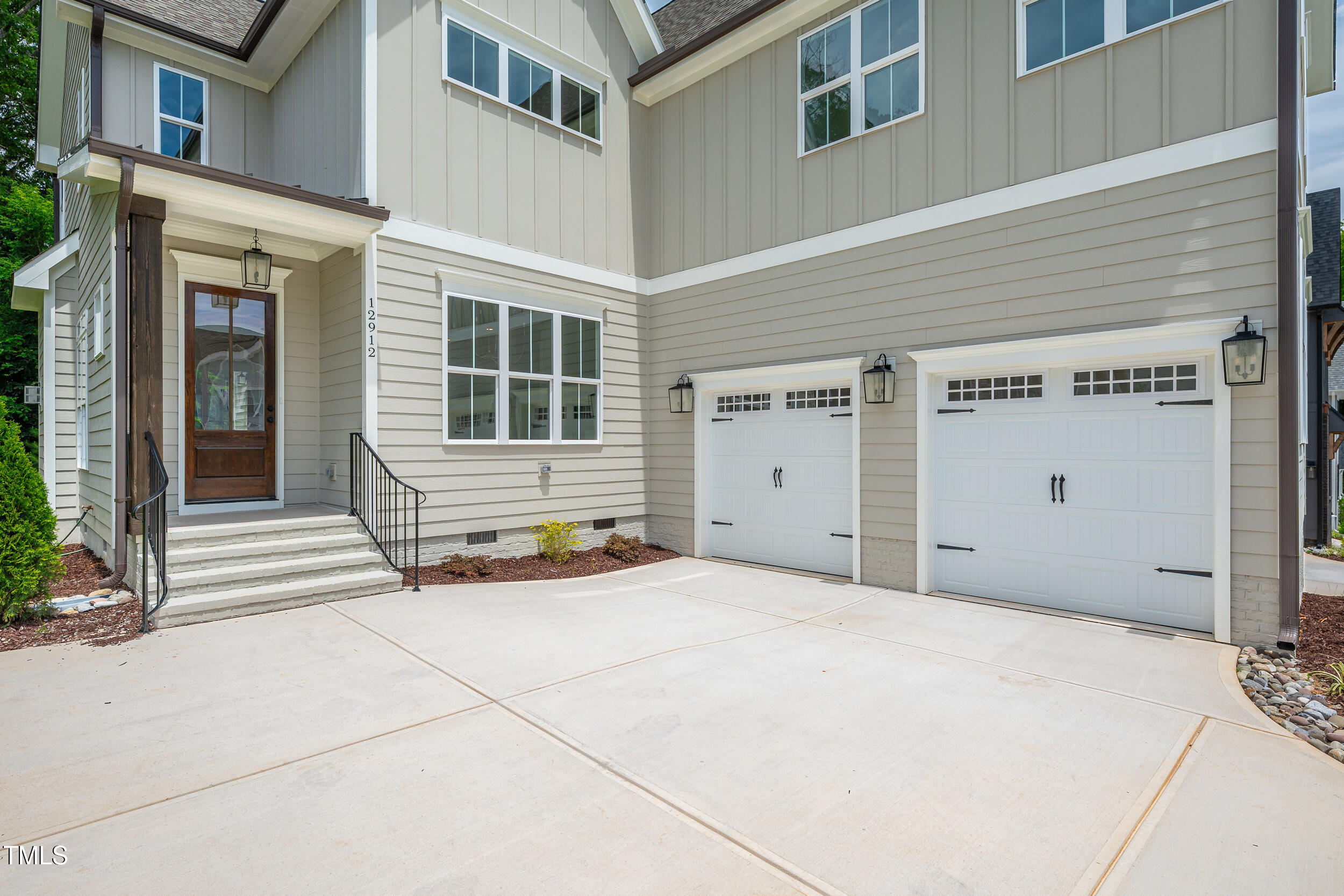 12912 Grey Willow Drive Raleigh, NC 27613 - Photo 4 of 49 4_12912greywillowdr-exterior-7