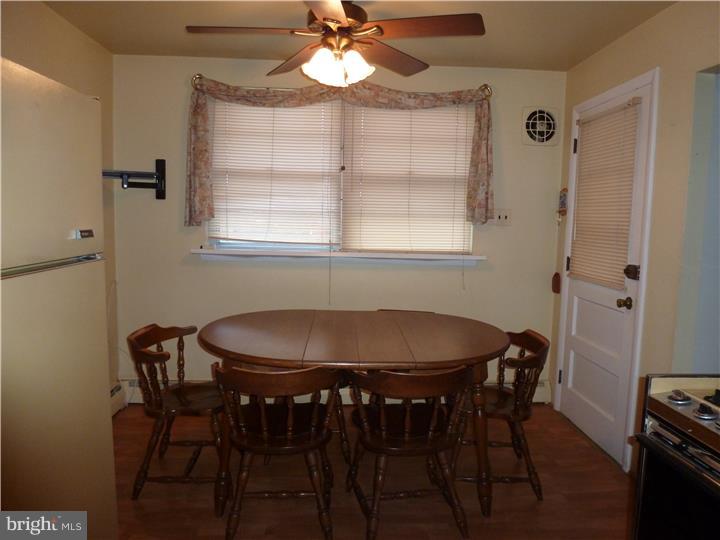 1153 Bloomdale Road Philadelphia, PA 19115 - Photo 7 of 15 Kitchen