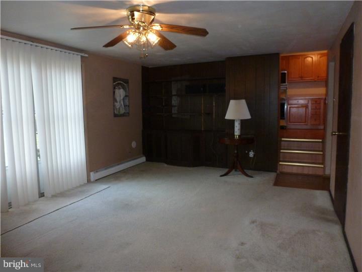 1153 Bloomdale Road Philadelphia, PA 19115 - Photo 9 of 15 Family Room