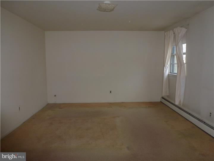 1153 Bloomdale Road Philadelphia, PA 19115 - Photo 10 of 15 Master Bedroom