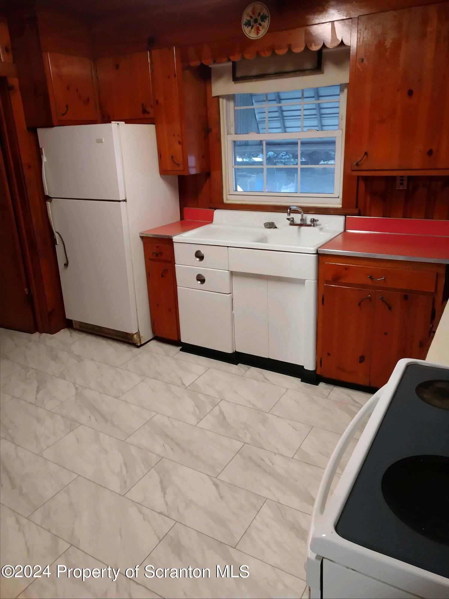 1357 North Main Avenue, Unit 2 Scranton, PA 18508 - Photo 2 of 13 1357NMainAve2ndflrKitch2