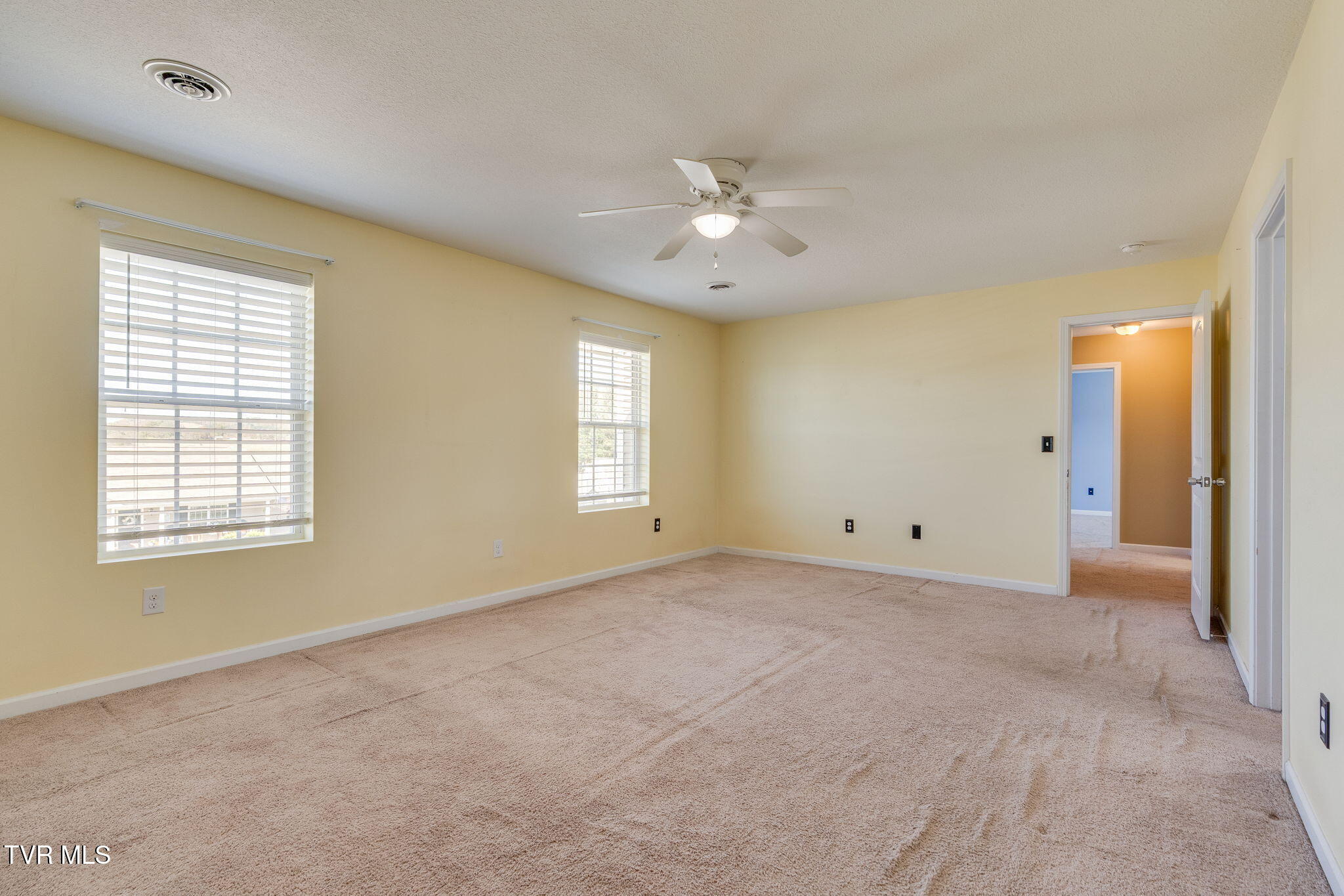 105 May Apple Road Bluff City, TN 37618 - Photo 17 of 30 17M