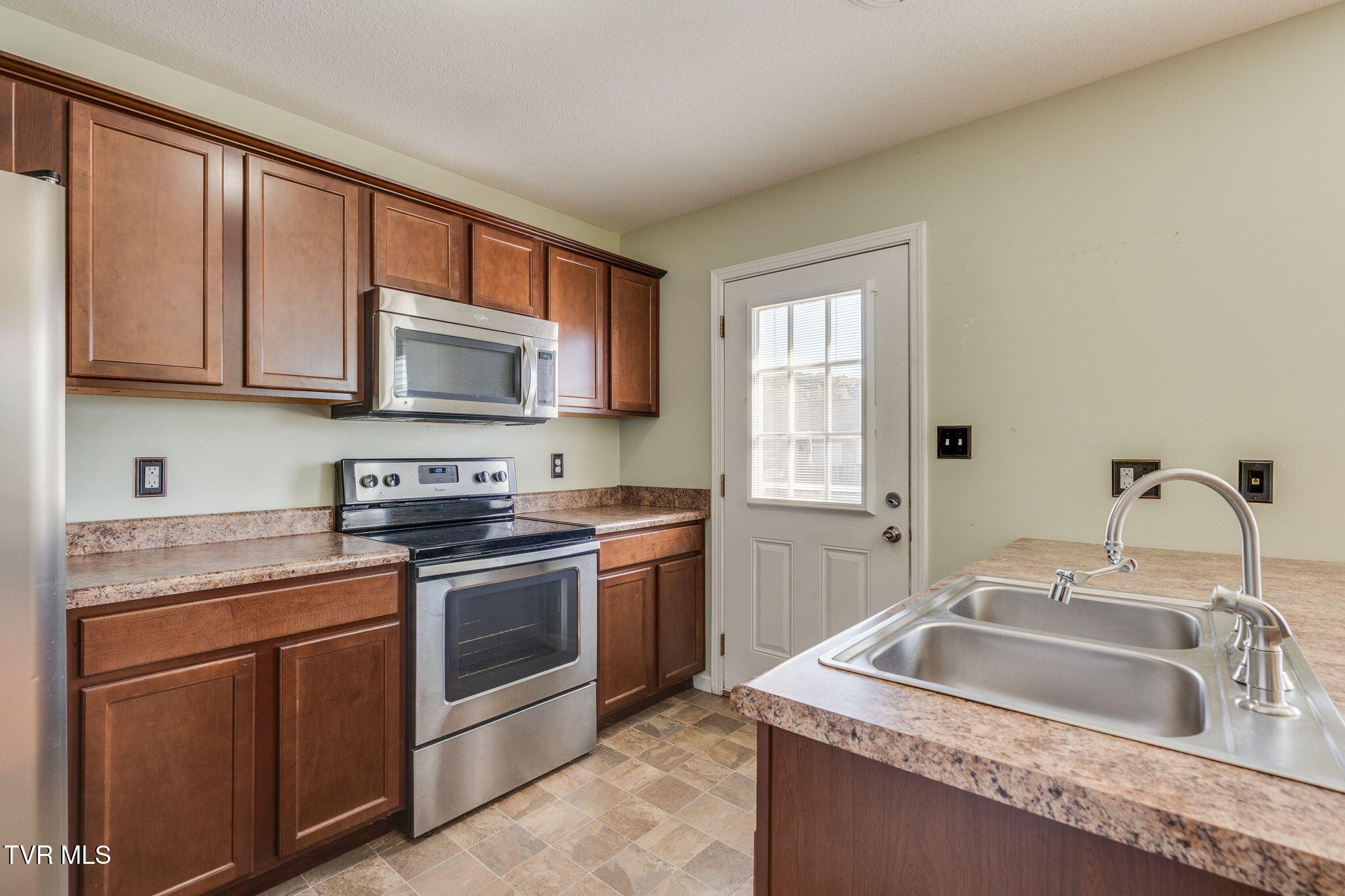 105 May Apple Road Bluff City, TN 37618 - Photo 9 of 30 9M