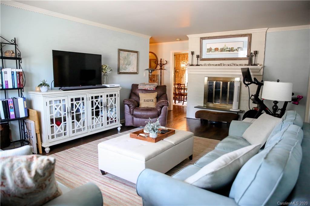 3524 Colony Road, Unit D Charlotte, NC 28211 - Photo 1 of 26 Gallery Image 1