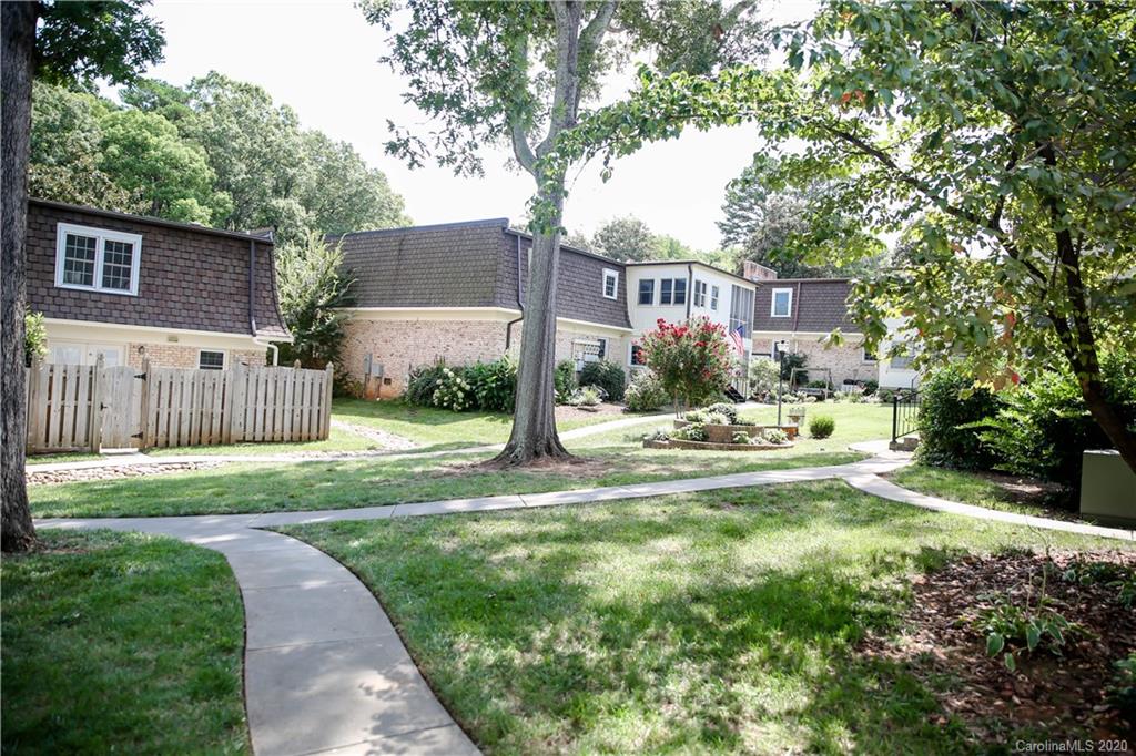 3524 Colony Road, Unit D Charlotte, NC 28211 - Photo 24 of 26 Gallery Image 24