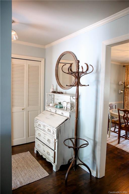 3524 Colony Road, Unit D Charlotte, NC 28211 - Photo 4 of 26 Gallery Image 4