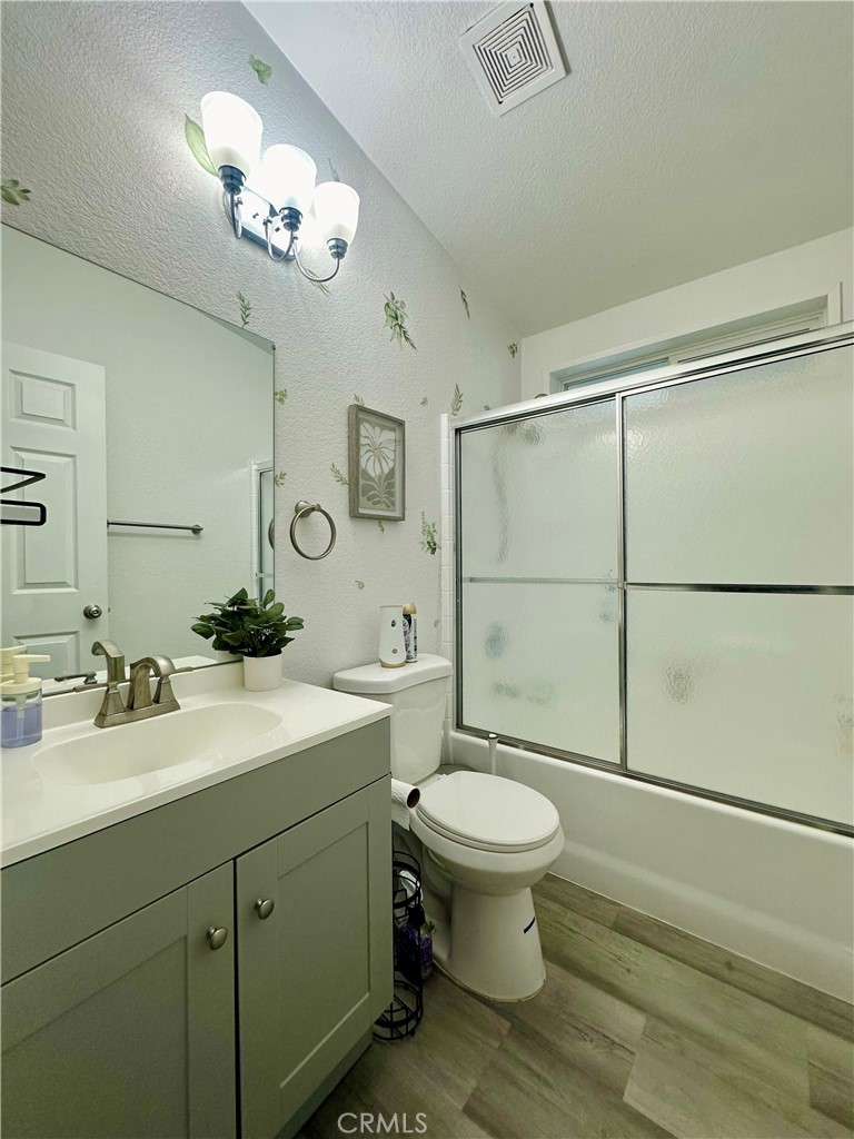 14352 Beach Boulevard, Unit 67 Westminster, CA 92683 - Photo 12 of 19 MASTER BATHROOM
