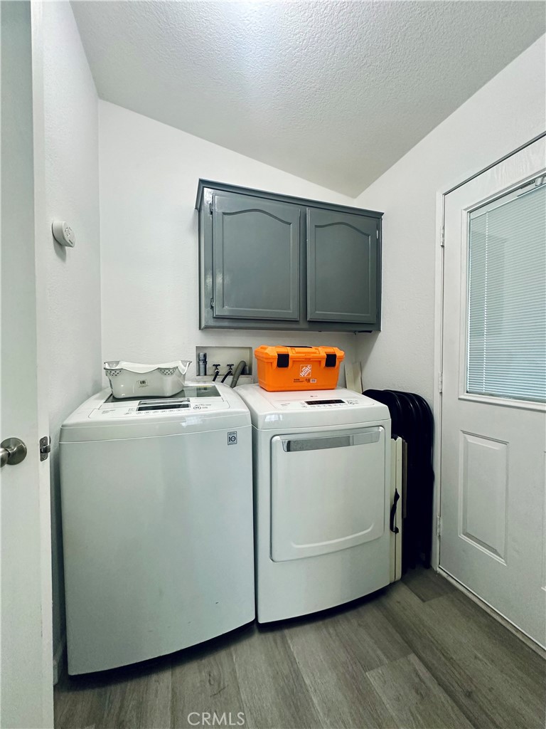 14352 Beach Boulevard, Unit 67 Westminster, CA 92683 - Photo 16 of 19 LAUNDRY ROOM