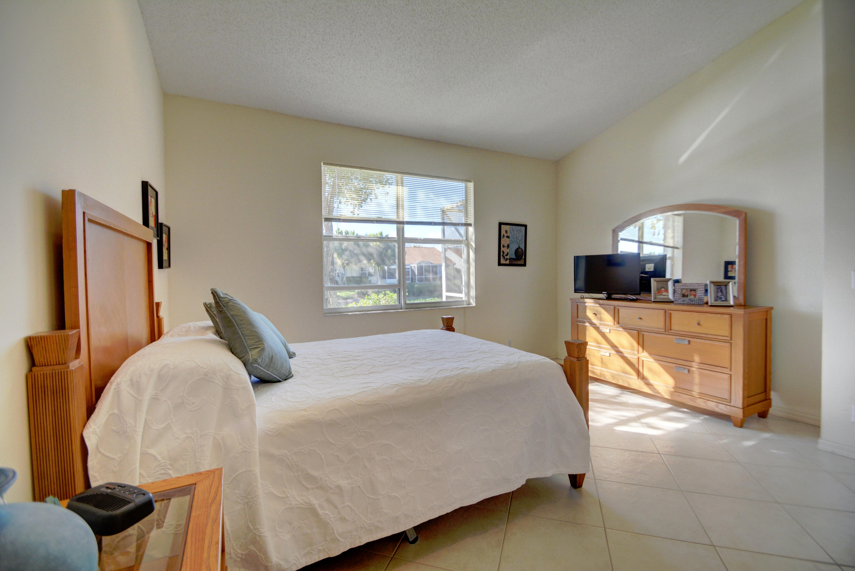 6234 Heliconia Road Delray Beach, FL 33484 - Photo 12 of 37 DSC_4045_6_7_8_9