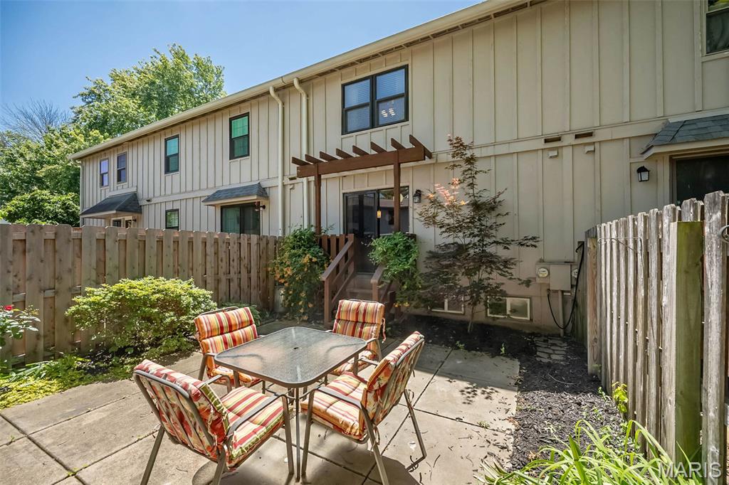 2370 Hidden Meadow Lane Ballwin, MO 63021 - Photo 28 of 34