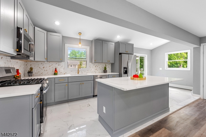 20 Corwin Street Kenvil, NJ 07847 - Photo 7 of 26