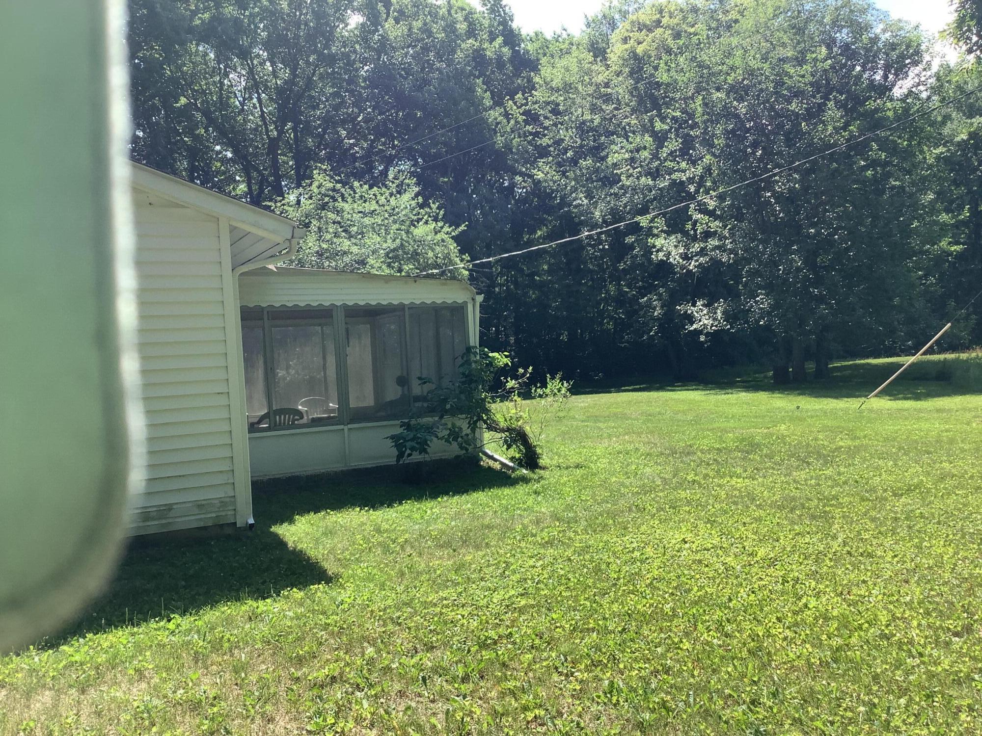 44481 Dunn Road Belleville, MI 48111 - Photo 17 of 68 IMG_1315