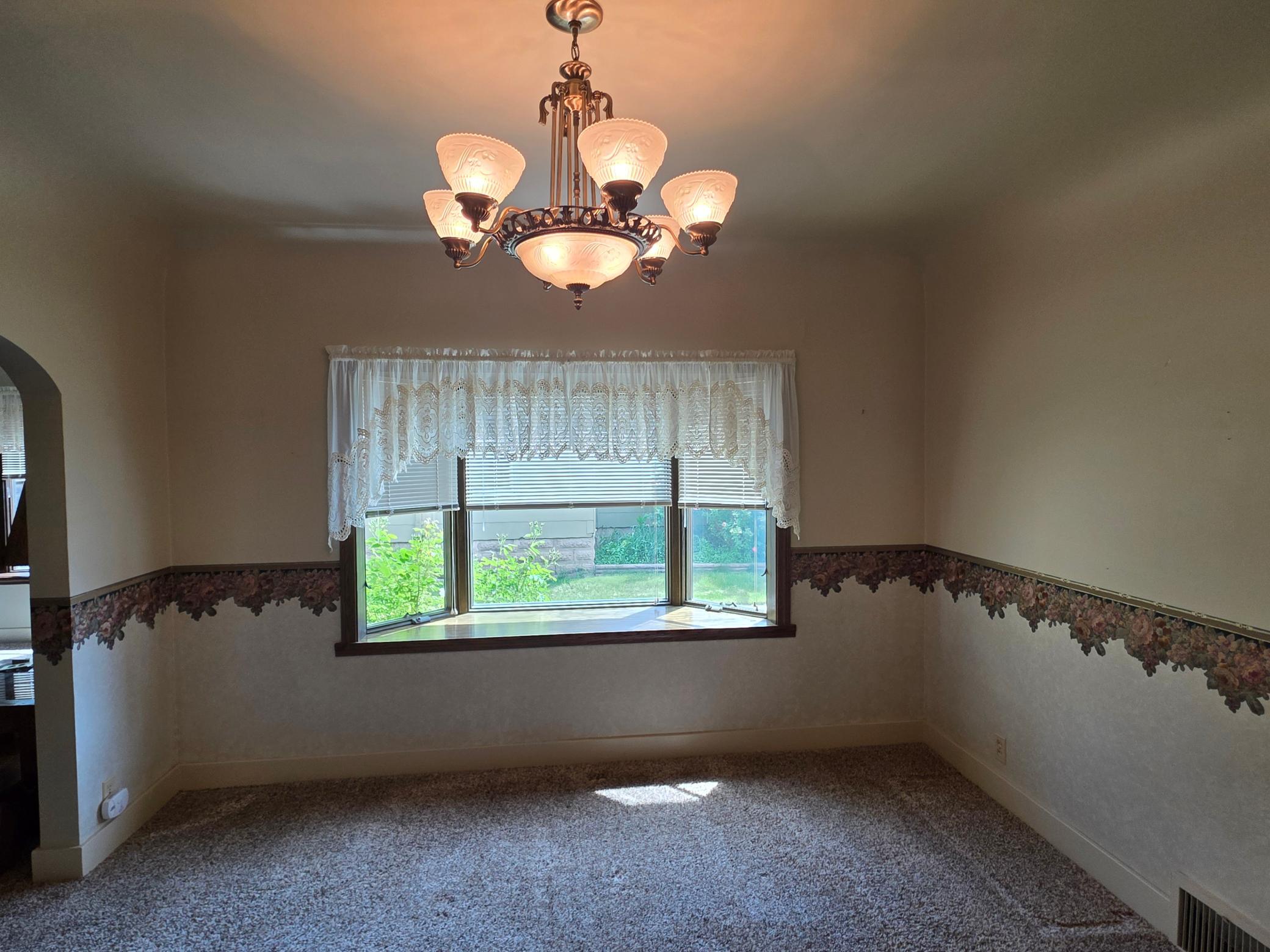 412 Main Street West Pipestone, MN 56164 - Photo 7 of 61