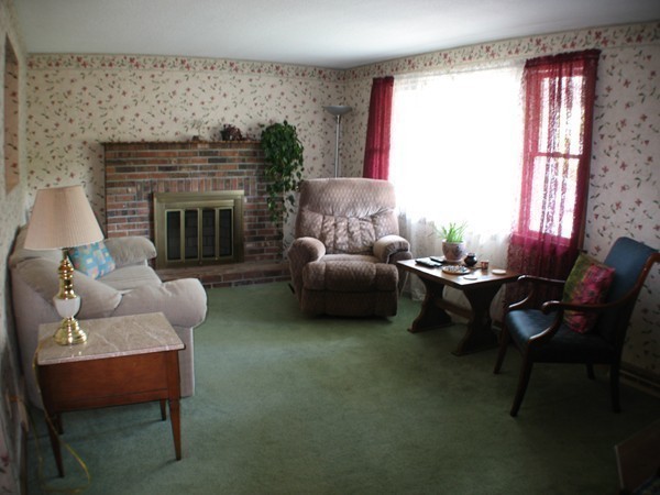148 Jeffrey Road Springfield, MA 01119 - Photo 3 of 16