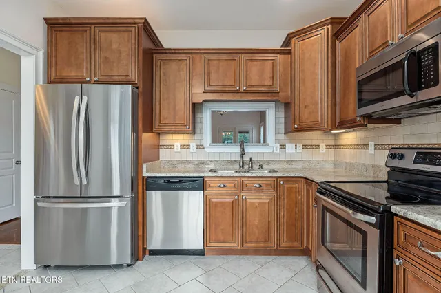 $339,900 | 160 Genesis Avenue, Crossville, TN 38571