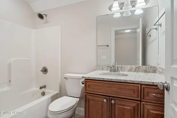 $339,900 | 160 Genesis Avenue, Crossville, TN 38571