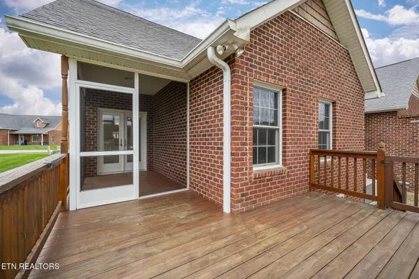 $339,900 | 160 Genesis Avenue, Crossville, TN 38571