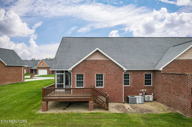 $339,900 | 160 Genesis Avenue, Crossville, TN 38571