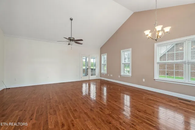 $339,900 | 160 Genesis Avenue, Crossville, TN 38571