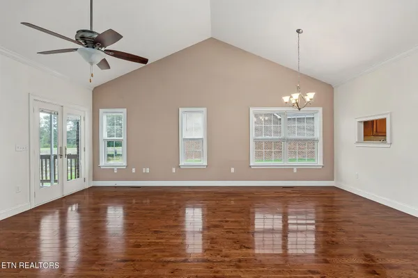 $339,900 | 160 Genesis Avenue, Crossville, TN 38571