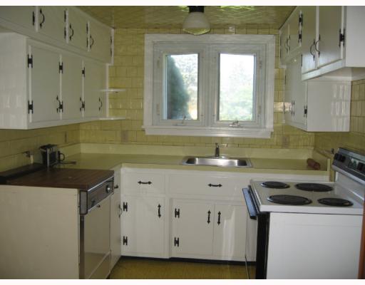 440 Sarver Road Sarver, PA 16055 - Photo 4 of 10 Kitchen.