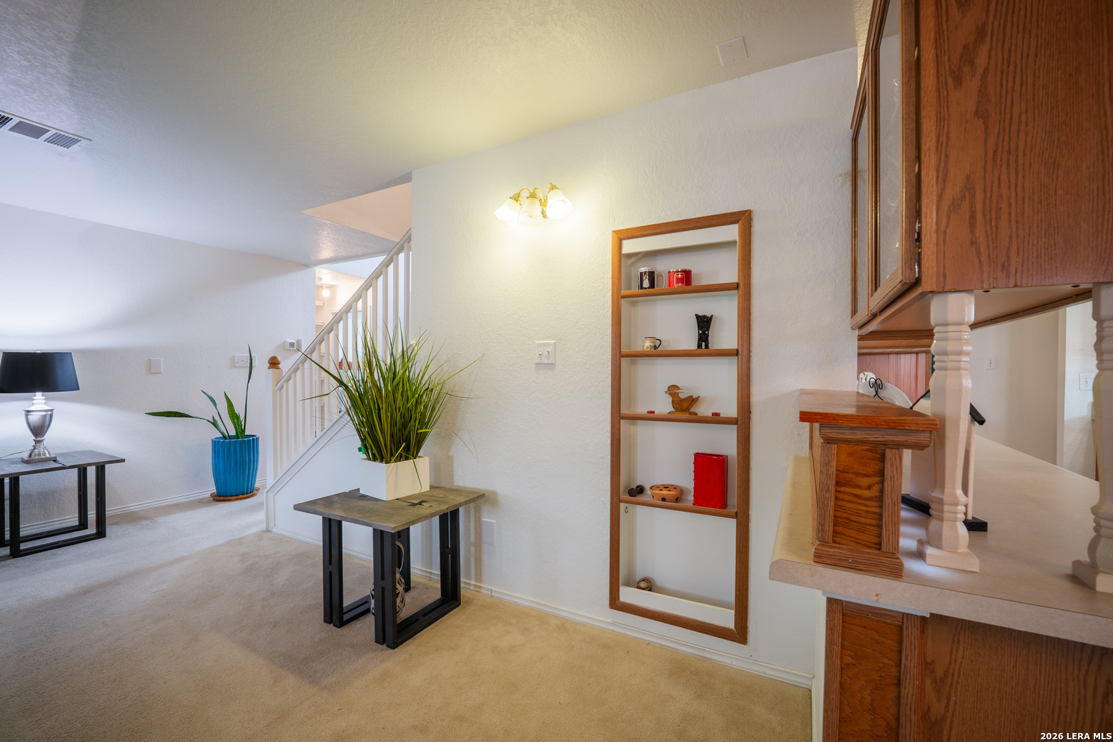 124 Springtree Grove Cibolo, TX 78108 - Photo 13 of 52 a living room with furniture and a potted plant