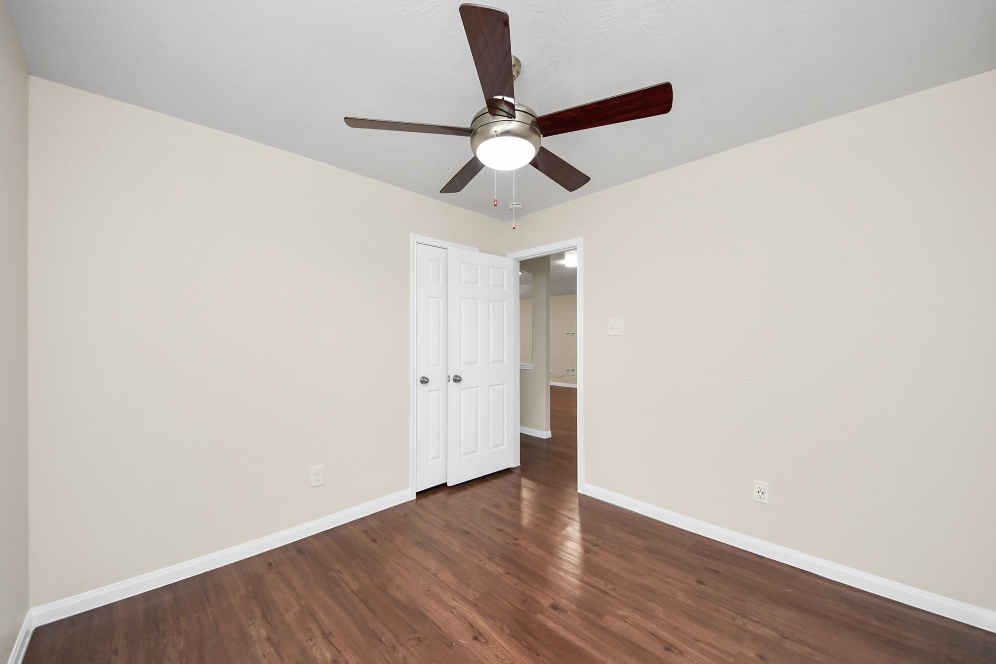 819 Sun Prairie Drive Houston, TX 77090 - Photo 14 of 20