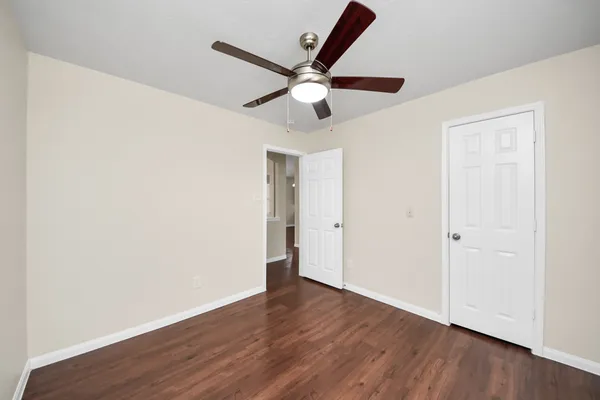 $1,950 | 819 Sun Prairie Drive, Houston, TX 77090