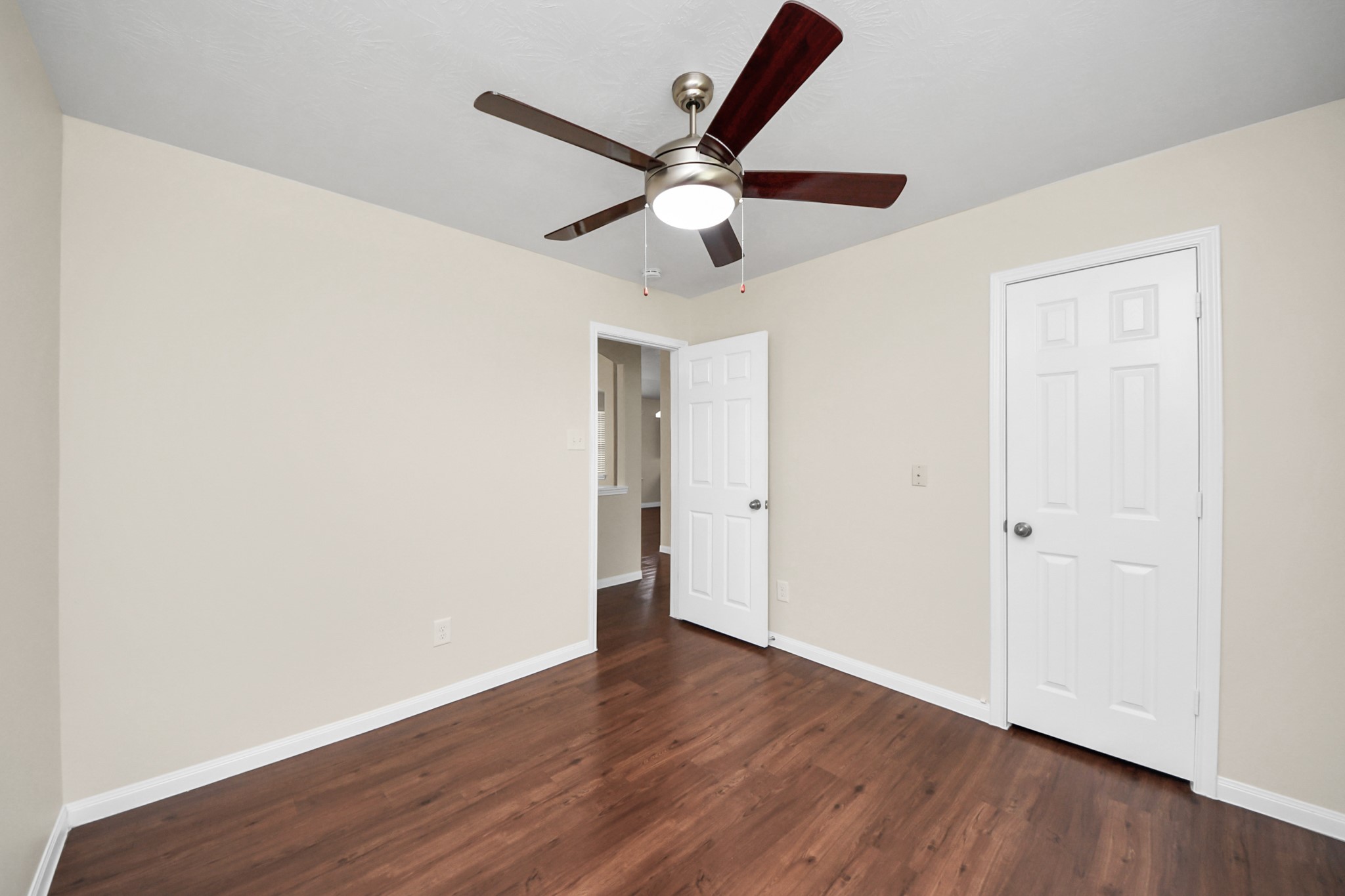 819 Sun Prairie Drive Houston, TX 77090 - Photo 15 of 20