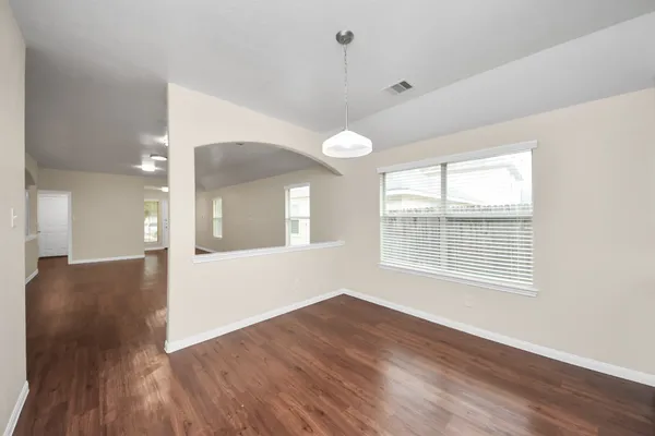 $1,950 | 819 Sun Prairie Drive, Houston, TX 77090