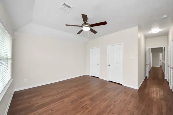 $1,950 | 819 Sun Prairie Drive, Houston, TX 77090
