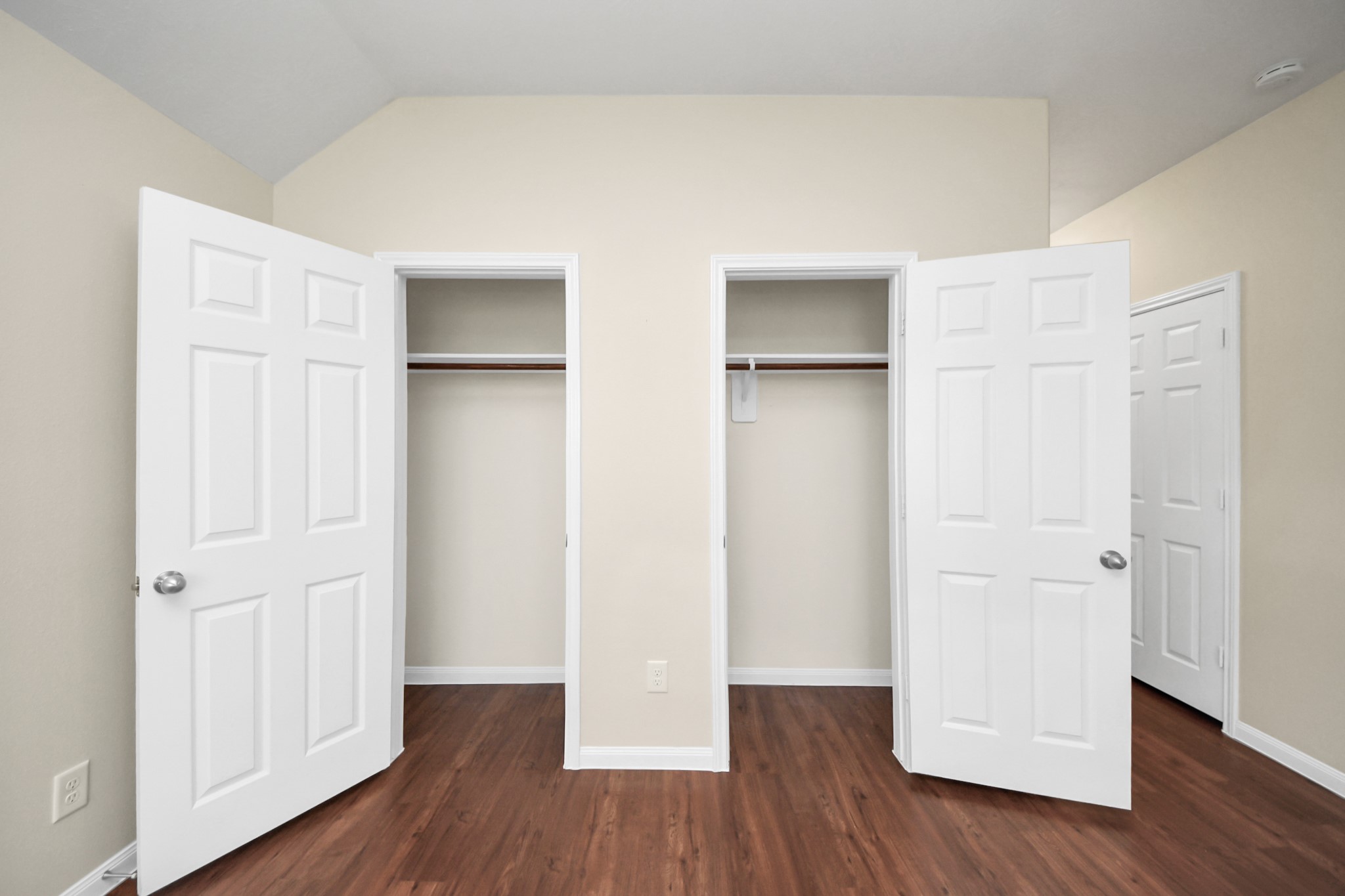 819 Sun Prairie Drive Houston, TX 77090 - Photo 10 of 20