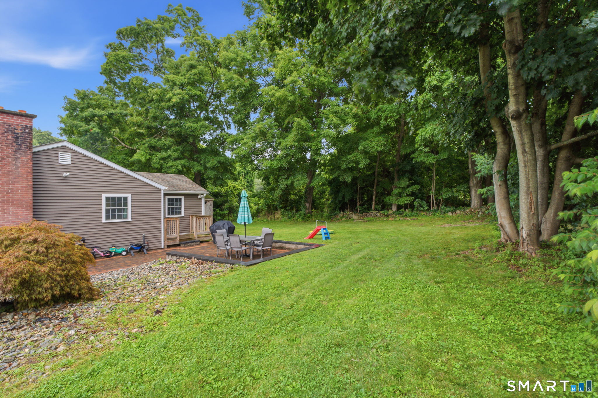 11 Lake Road Portland, CT 06480 - Photo 4 of 23