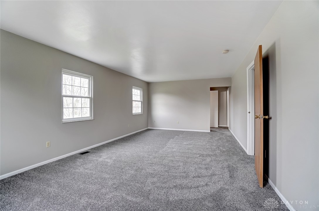 5200 Honeyleaf Way Riverside, OH 45424 - Photo 36 of 59