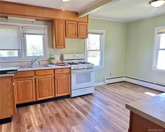 $2,100 | 111 Round Hill Road, Florida, NY 10921