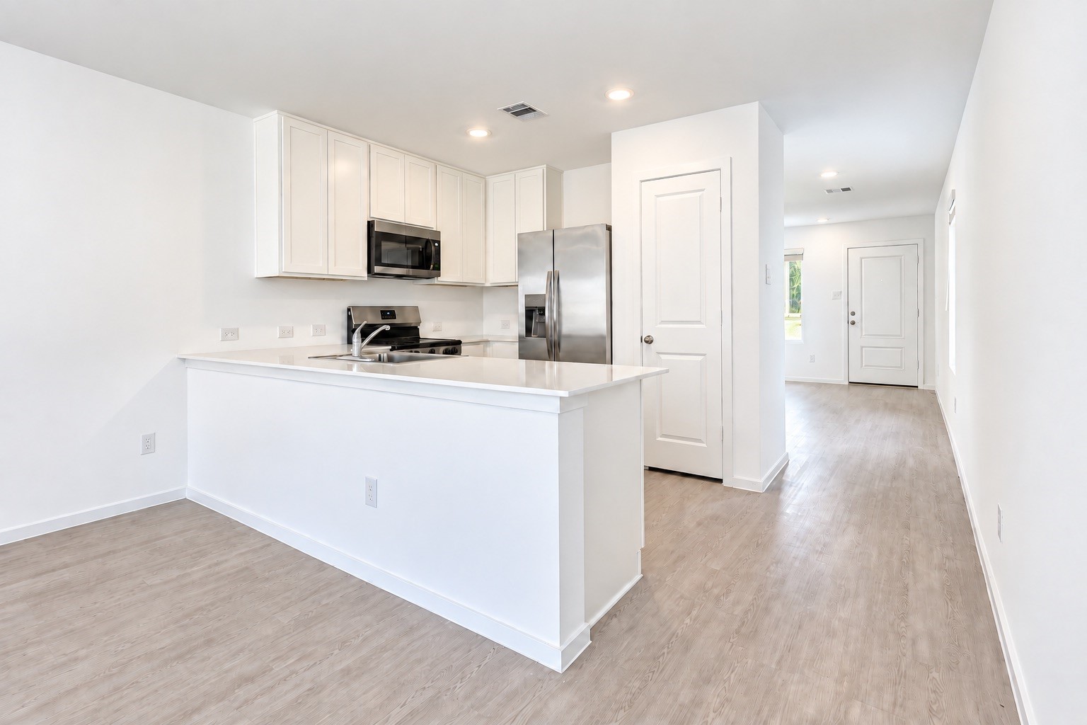 10947 Independence Road Cleveland, TX 77328 - Photo 16 of 28 Gallery Image 16